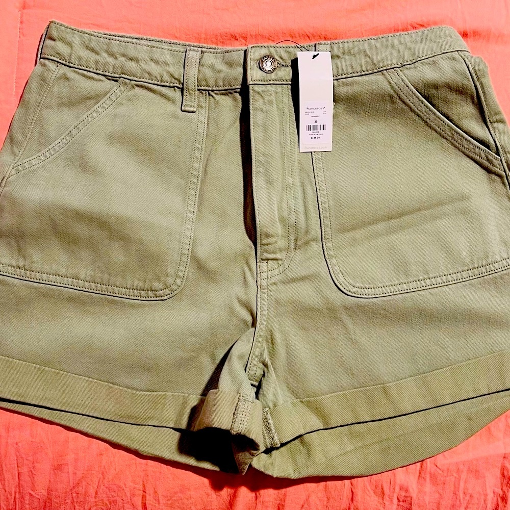 Harper Heritage olive green cuffed women’s shorts new w/ tags